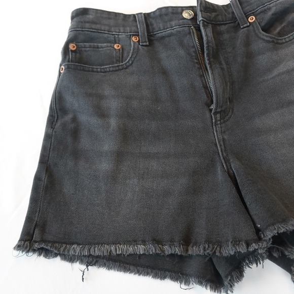 American Eagle Highest Rise 90's Boyfriend Jean Shorts Women's Sz 4 Black Denim - Picture 2 of 9
